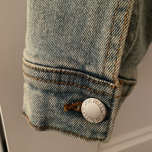 Joe Fresh Denim Jean Jacket, Size Medium - Picture 3 of 4